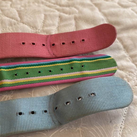 INDEED quartz watch with interchangeable bands. Ultimate preppy accessory! - Picture 10 of 11